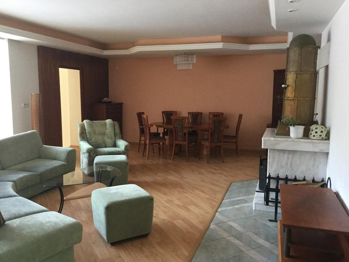 Justyna Villa Pardubice Ngoại thất bức ảnh