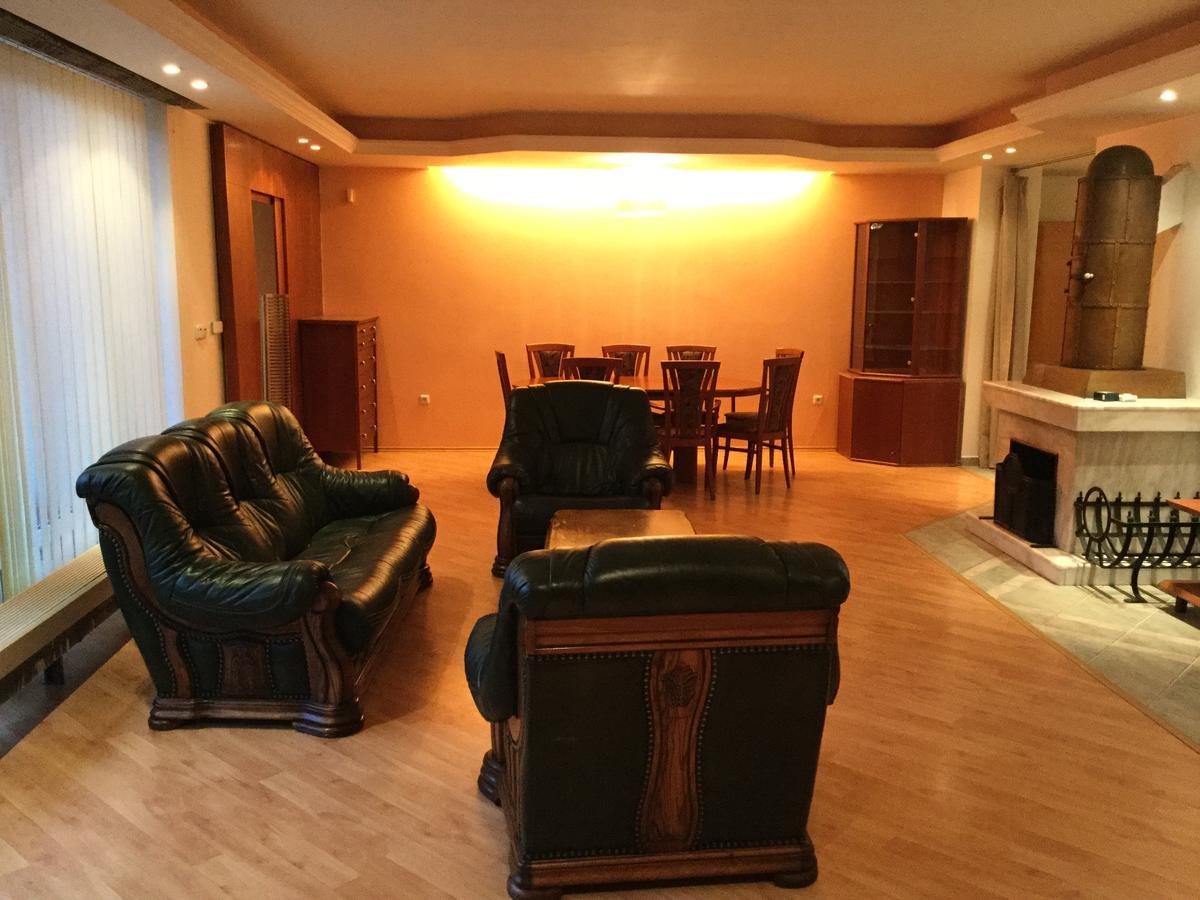Justyna Villa Pardubice Ngoại thất bức ảnh