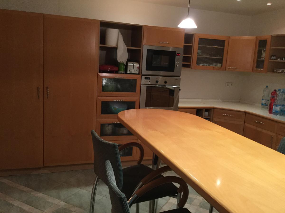 Justyna Villa Pardubice Ngoại thất bức ảnh