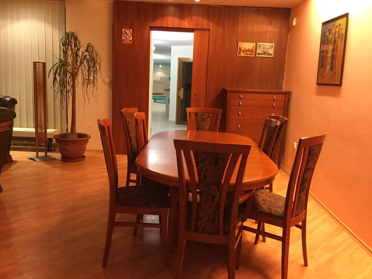 Justyna Villa Pardubice Ngoại thất bức ảnh
