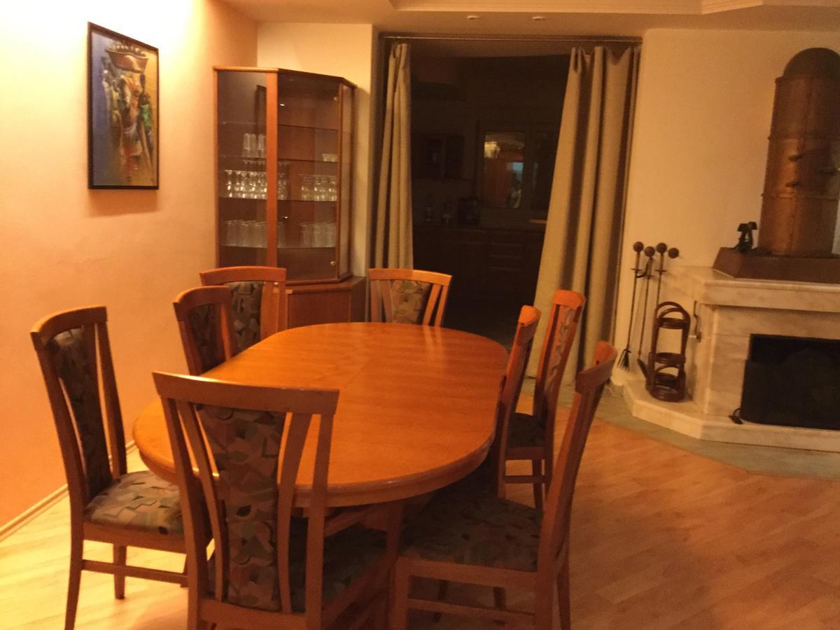 Justyna Villa Pardubice Ngoại thất bức ảnh