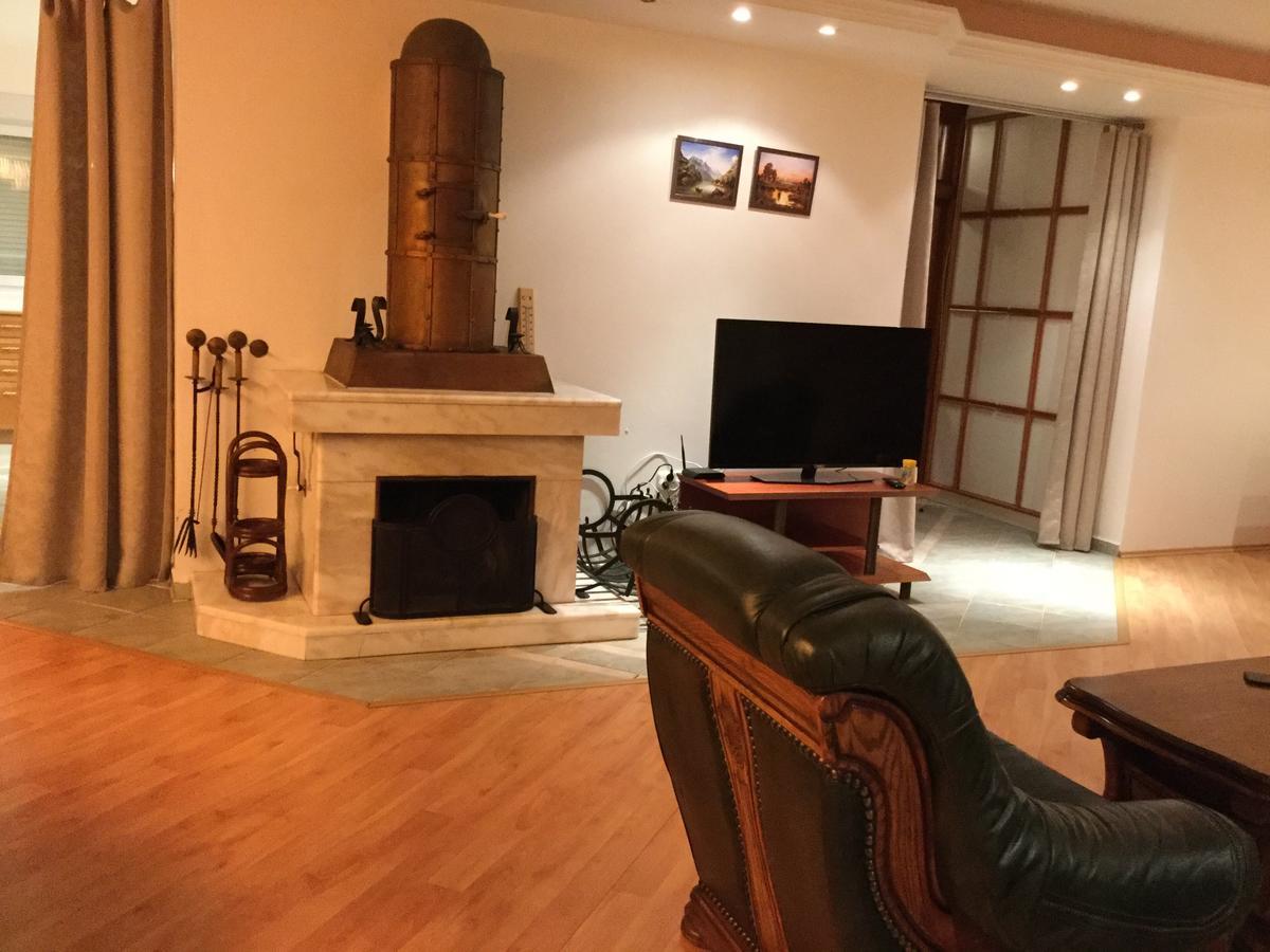 Justyna Villa Pardubice Ngoại thất bức ảnh